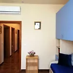 Maximum House In Апартаменты *