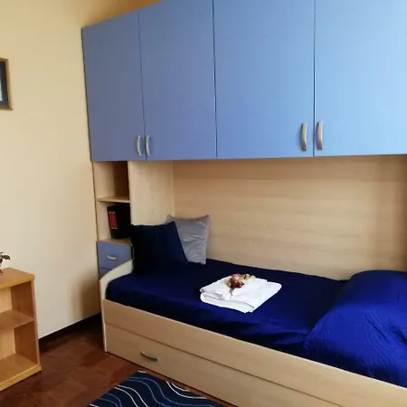 Maximum House In