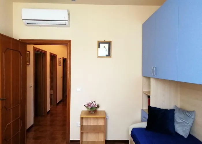 Maximum House In Apartment *