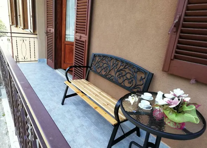 Maximum House In דירה